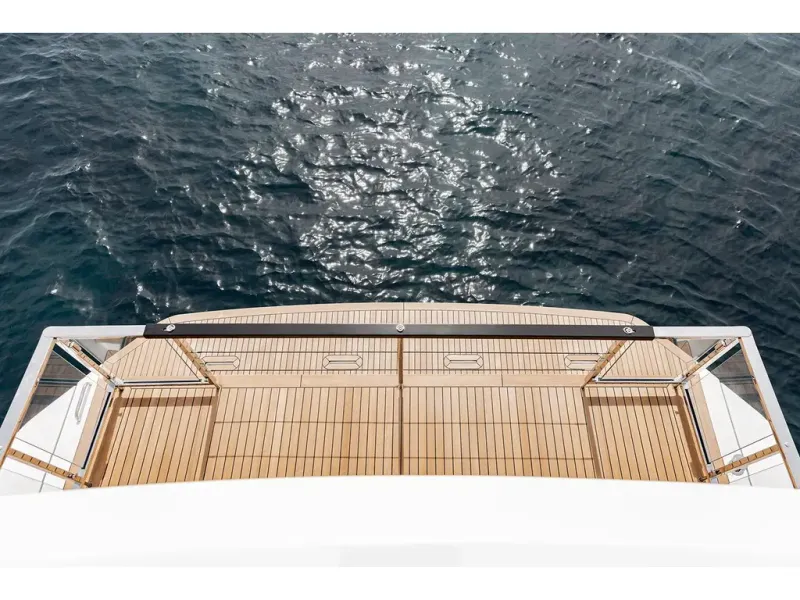 Slide: The Image of Azimut GRANDE 26M 2026 - 23