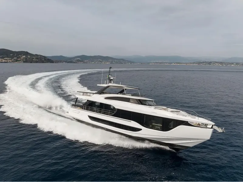 Slide: The Image of Azimut GRANDE 26M 2026 - 3