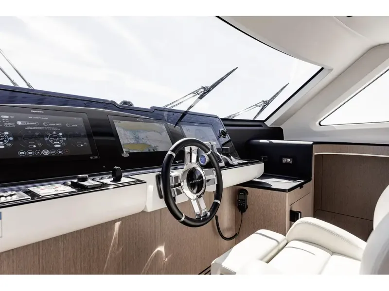 Slide: The Image of Azimut GRANDE 26M 2026 - 55