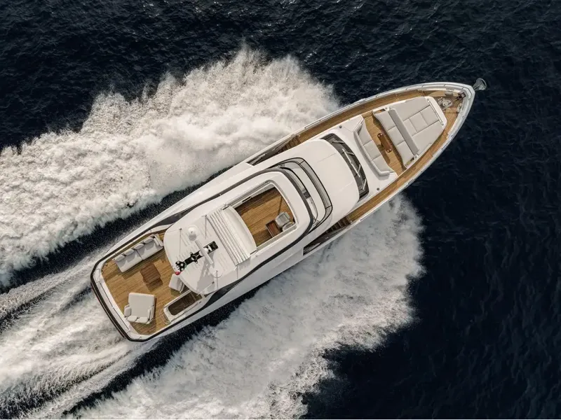 Slide: The Image of Azimut GRANDE 26M 2026 - 6