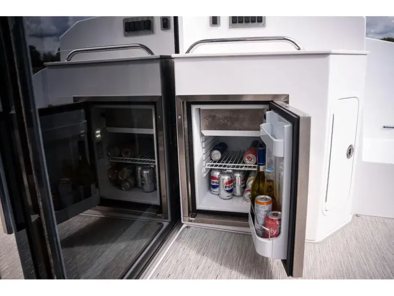 Slide: The Image of Cruisers 46 CANTIUS 2023 - 64