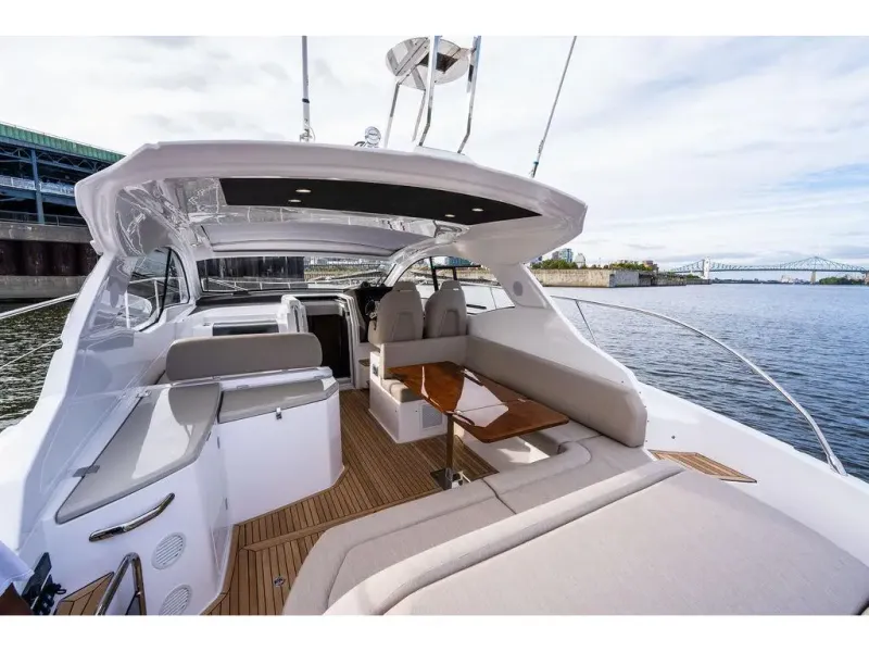 Slide: The Image of Azimut ATLANTIS 45 2025 - 8