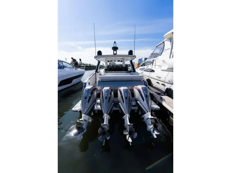 Slide: The Image of Azimut VERVE 47 2023 - 10