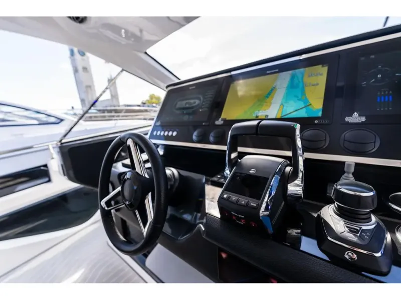 Slide: The Image of Azimut VERVE 47 2023 - 27