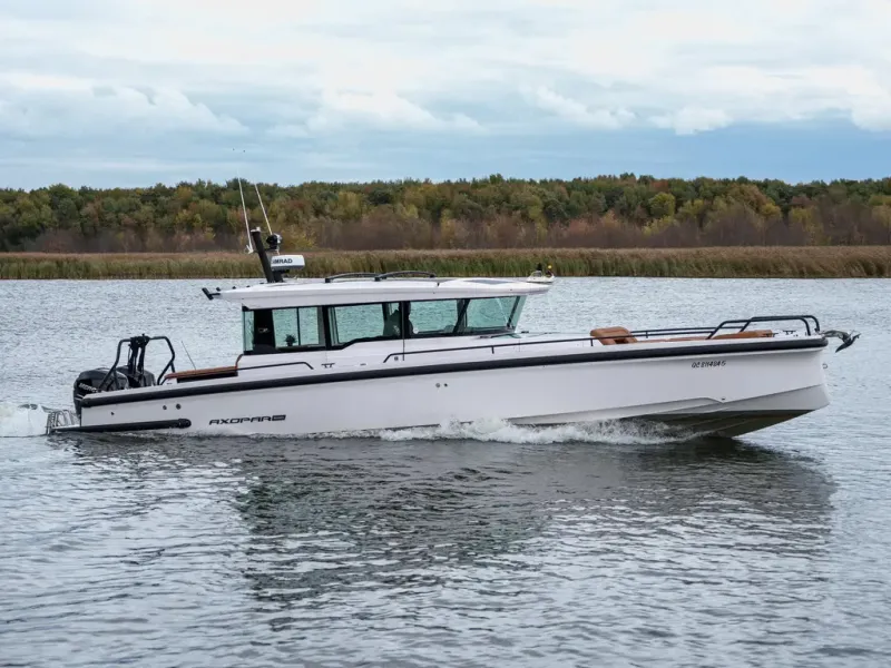 The Image of Axopar 37 XC CROSS CABIN 2022 - 0