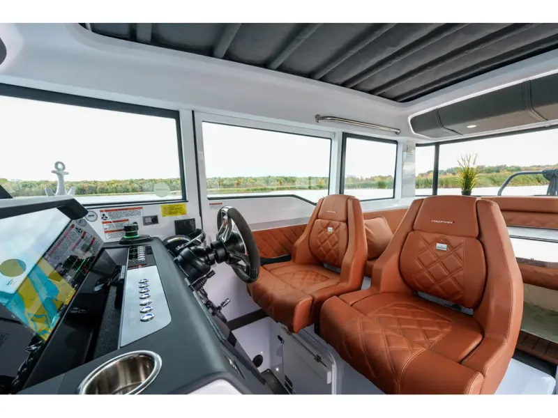 Slide: The Image of Axopar 37 XC CROSS CABIN 2022 - 16