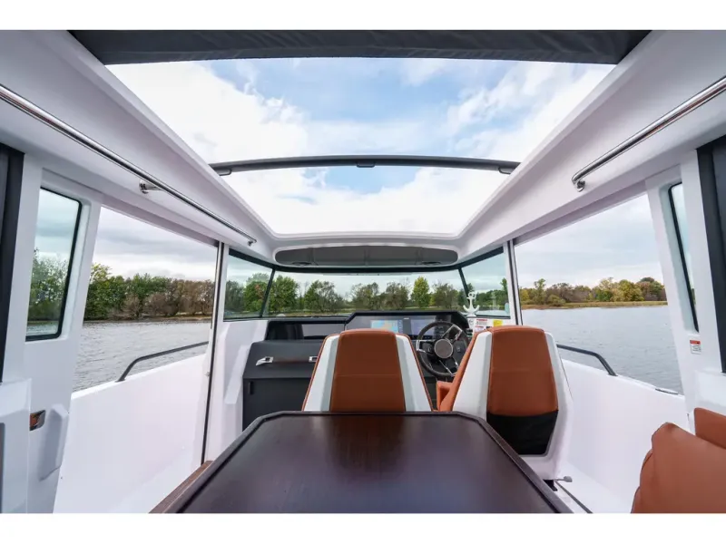 Slide: The Image of Axopar 37 XC CROSS CABIN 2022 - 20