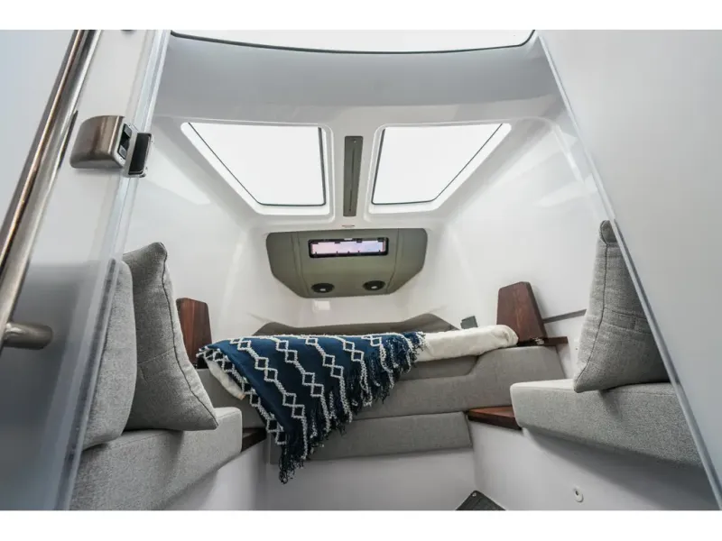 Slide: The Image of Axopar 37 XC CROSS CABIN 2022 - 28