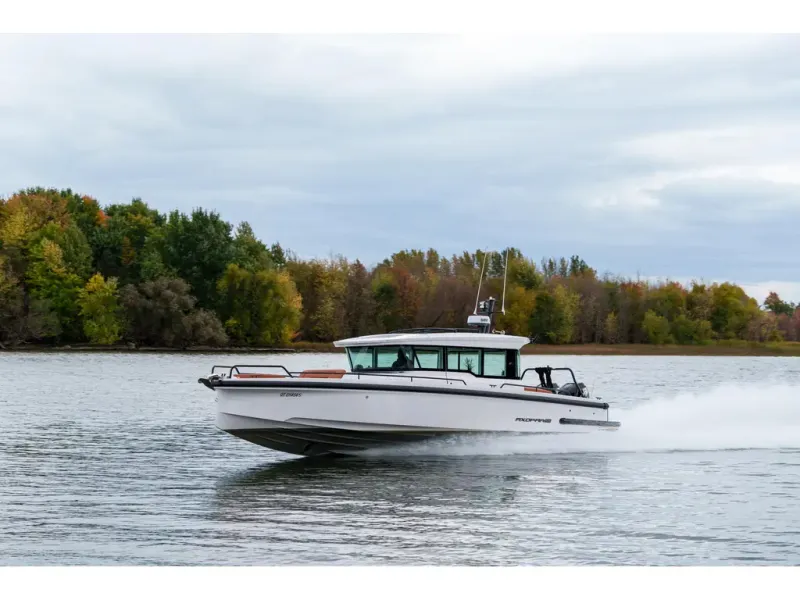 Slide: The Image of Axopar 37 XC CROSS CABIN 2022 - 3