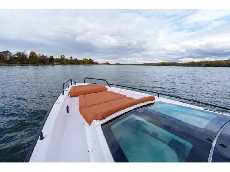 Slide: The Image of Axopar 37 XC CROSS CABIN 2022 - 33