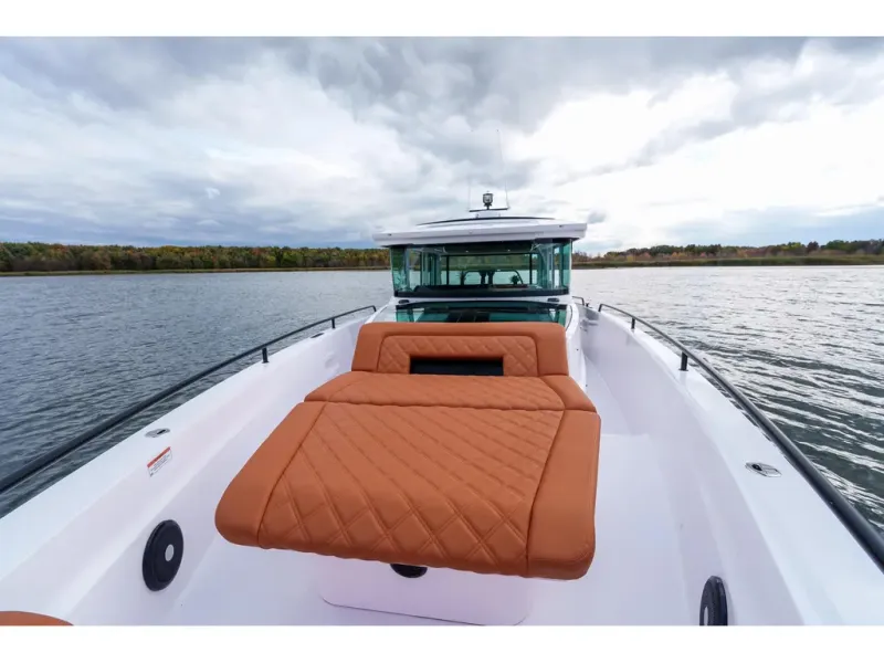 Slide: The Image of Axopar 37 XC CROSS CABIN 2022 - 35