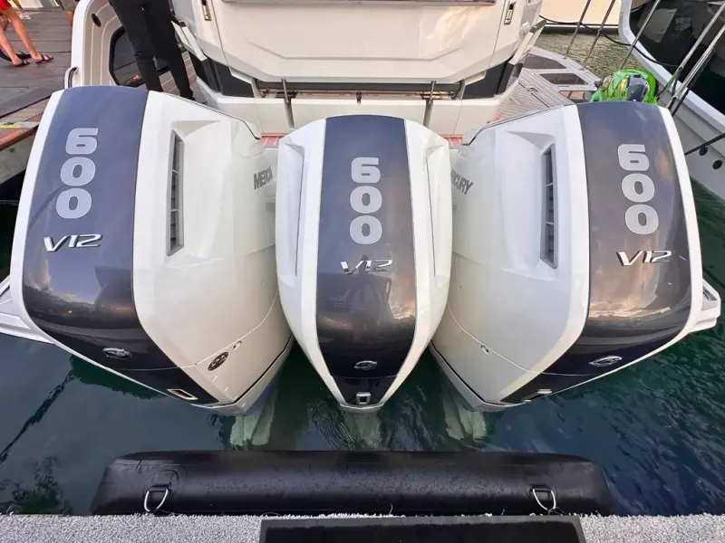 Slide: The Image of Galeon 435 GTO 2026 - 10