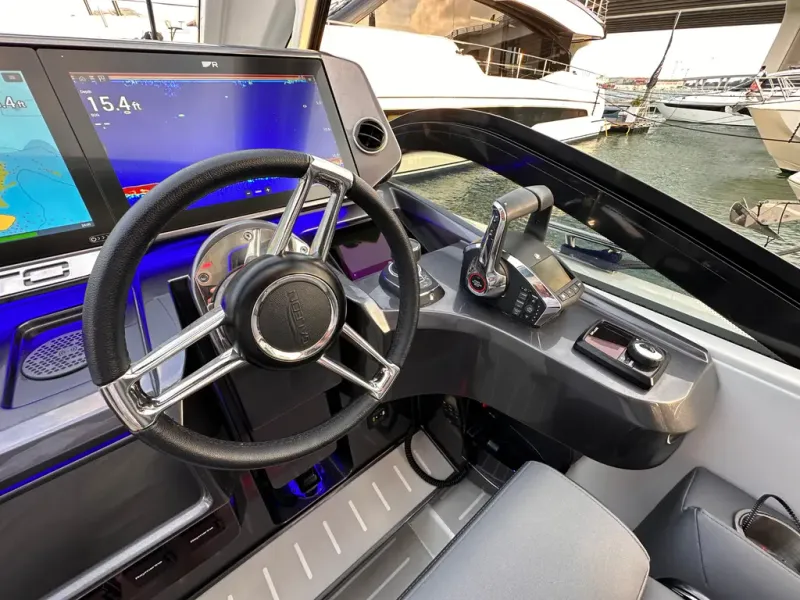 Slide: The Image of Galeon 435 GTO 2026 - 24