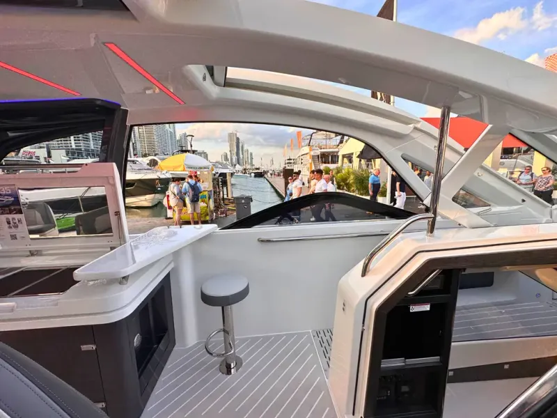 Slide: The Image of Galeon 435 GTO 2026 - 28