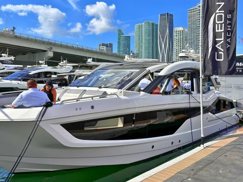Slide: The Image of Galeon 435 GTO 2026 - 4