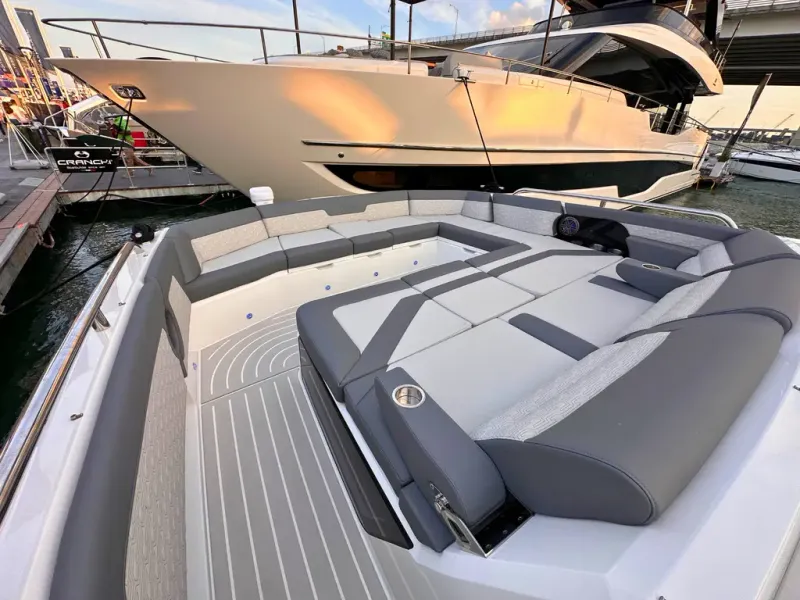 Slide: The Image of Galeon 435 GTO 2026 - 41