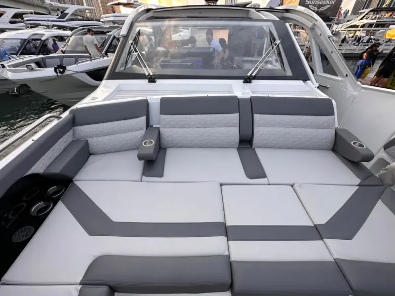 Slide: The Image of Galeon 435 GTO 2026 - 43