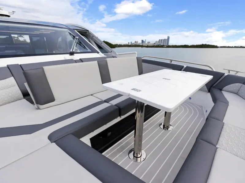 Slide: The Image of Galeon 435 GTO 2026 - 45
