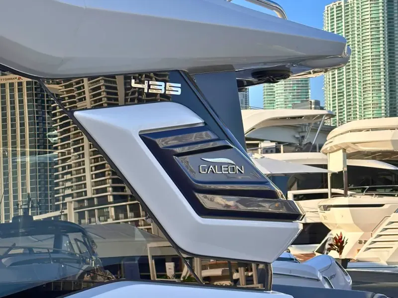 Slide: The Image of Galeon 435 GTO 2026 - 5