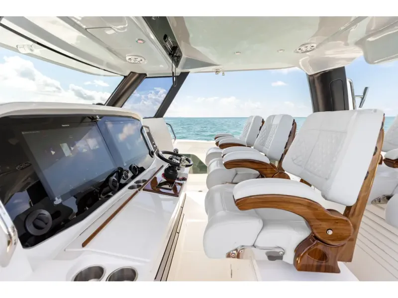 Slide: The Image of Aquila 47 Molokai 2026 - 13