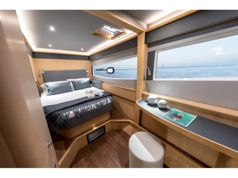 Slide: The Image of Aquila 42 YACHT 2026 - 11