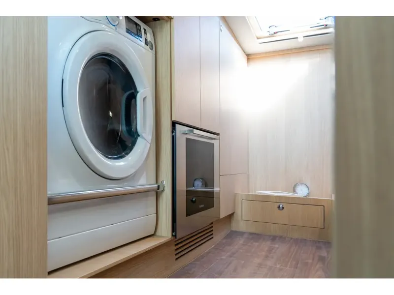 Slide: The Image of Aquila 42 YACHT 2026 - 14