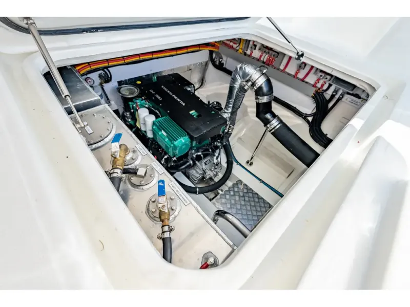 Slide: The Image of Aquila 42 YACHT 2026 - 20