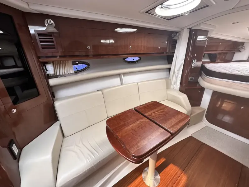 Slide: The Image of Four Winns 375 Vista 2015 - 29