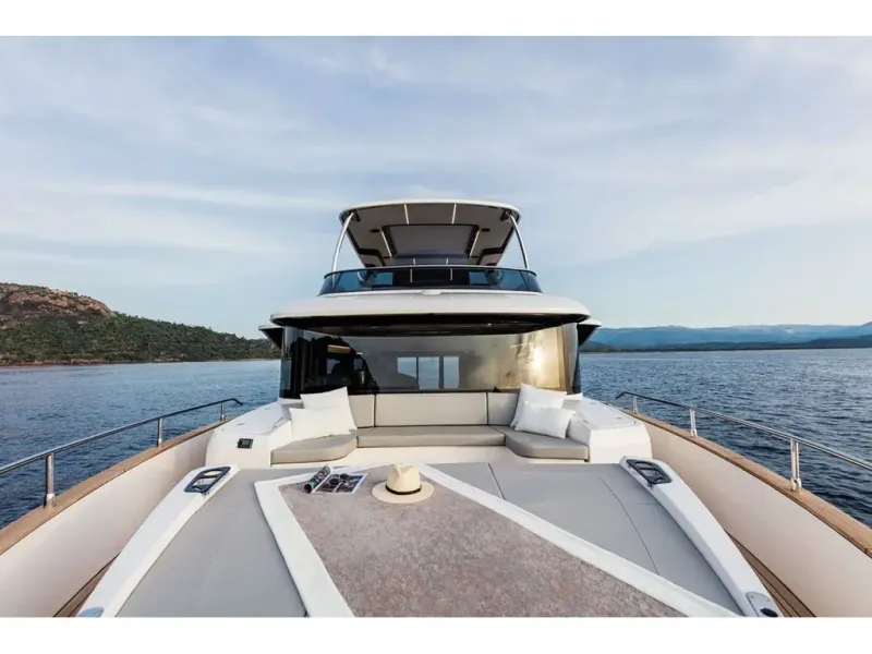 Slide: The Image of Absolute NAVETTA 58 2026 - 3