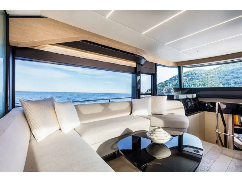 Slide: The Image of Absolute NAVETTA 58 2026 - 7