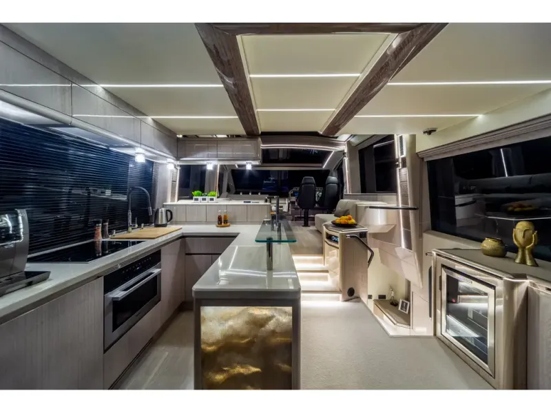 Slide: The Image of Galeon 700 SKY 2026 - 12