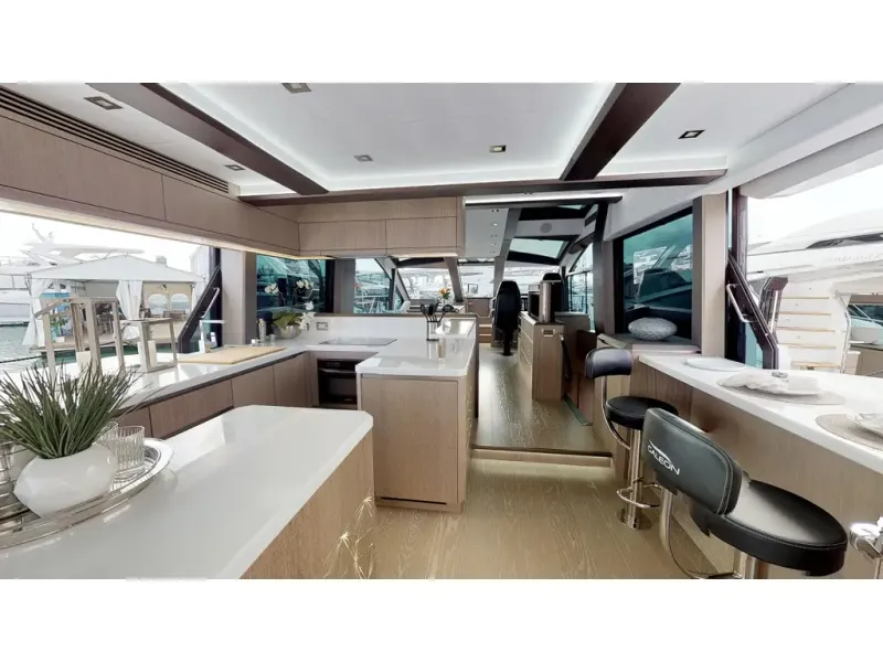 Slide: The Image of Galeon 650 SKY 2026 - 13