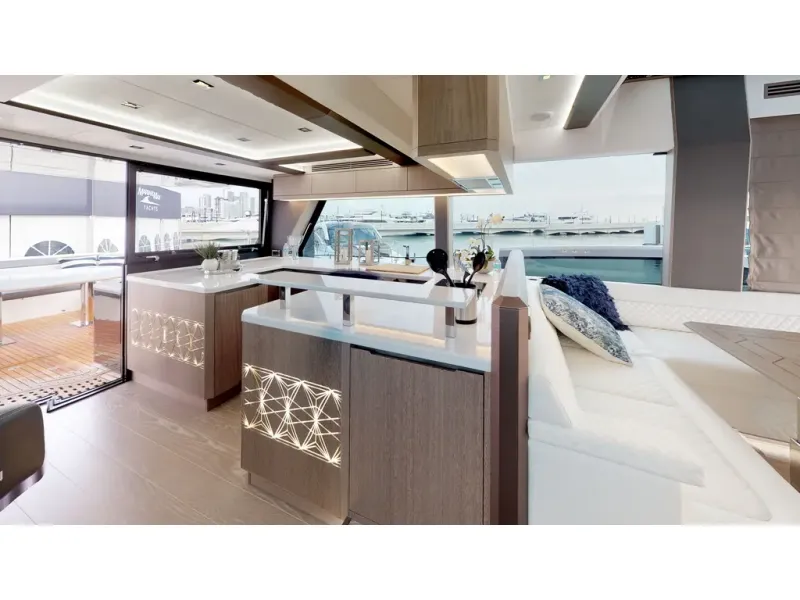 Slide: The Image of Galeon 650 SKY 2026 - 14