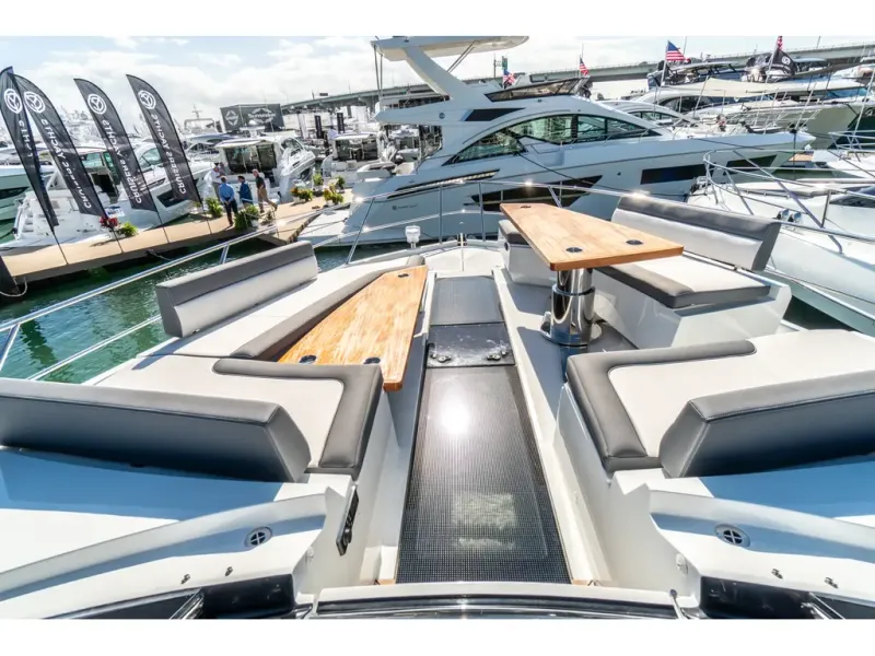 Slide: The Image of Galeon 650 SKY 2026 - 9