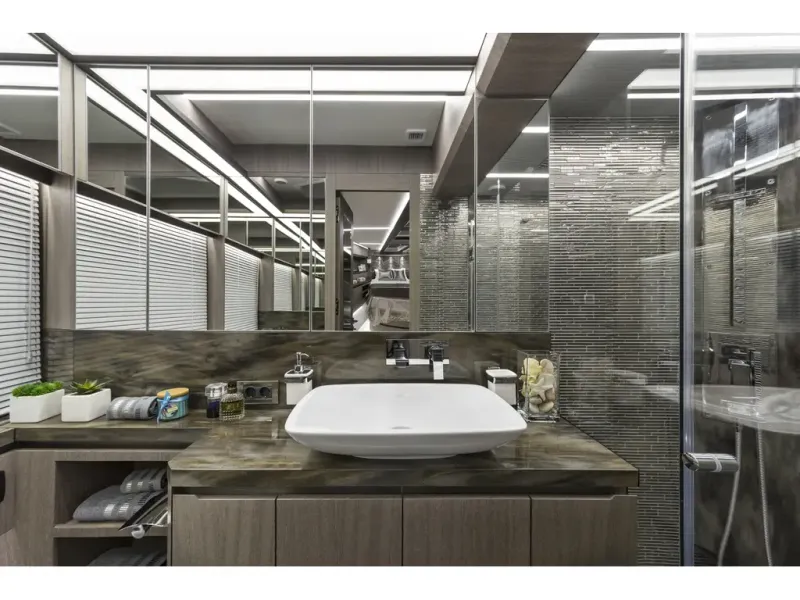 Slide: The Image of Galeon 640 FLY 2026 - 15