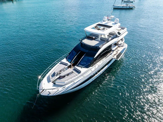 Slide: The Image of Galeon 640 FLY 2026 - 24