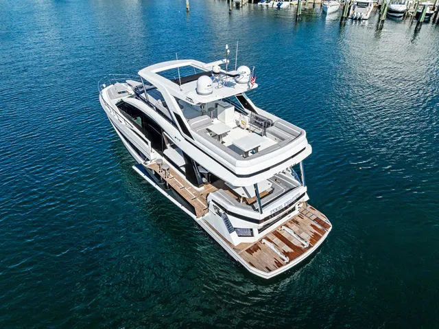 Slide: The Image of Galeon 640 FLY 2026 - 23