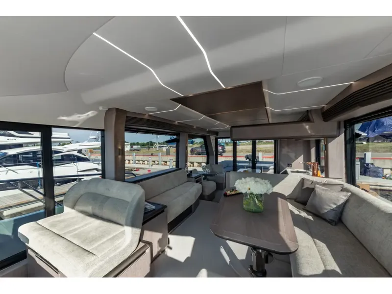 Slide: The Image of Galeon 560 FLY 2026 - 12
