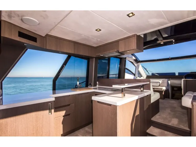 Slide: The Image of Galeon 510 SKY 2026 - 12
