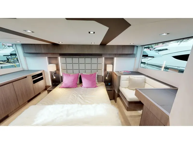 Slide: The Image of Galeon 510 SKY 2026 - 17