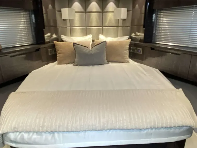 Slide: The Image of Galeon 510 SKY 2026 - 19