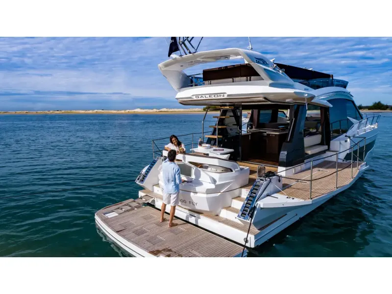 Slide: The Image of Galeon 500 FLY 2026 - 2
