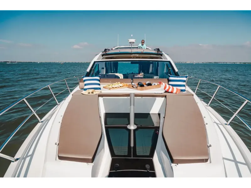 Slide: The Image of Galeon 470 SKY 2026 - 10