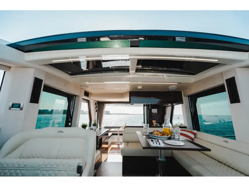 Slide: The Image of Galeon 470 SKY 2026 - 12