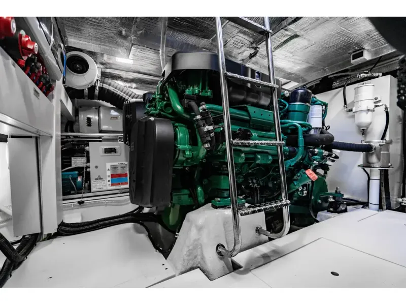 Slide: The Image of Galeon 470 SKY 2026 - 20