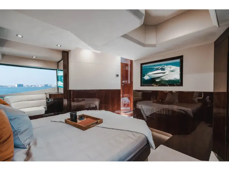 Slide: The Image of Galeon 470 SKY 2026 - 22