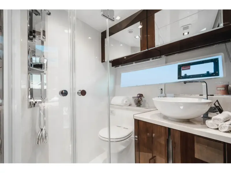 Slide: The Image of Galeon 470 SKY 2026 - 23