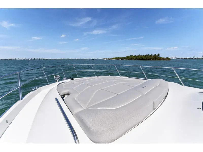 Slide: The Image of Galeon 440 FLY 2026 - 12