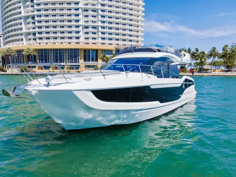 Slide: The Image of Galeon 440 FLY 2026 - 2