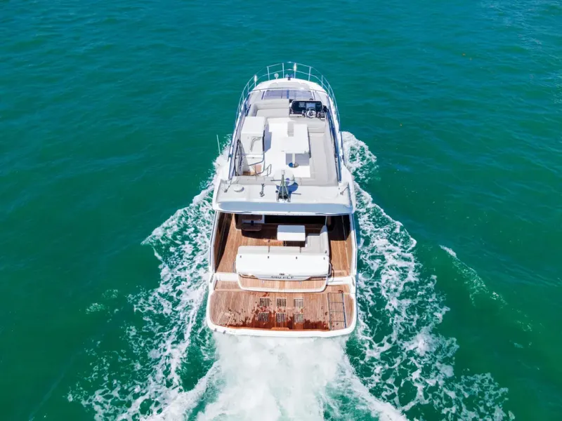 Slide: The Image of Galeon 440 FLY 2026 - 3